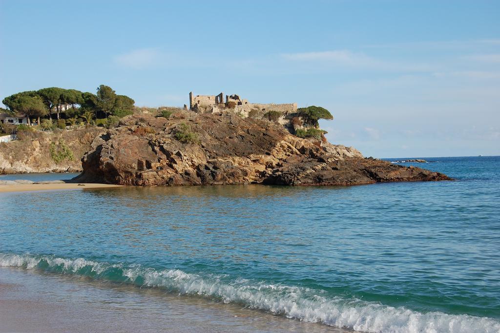 Laura La Fosca Daire Palamós Oda fotoğraf